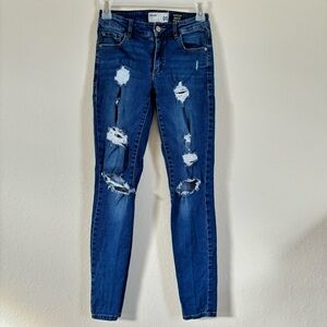 Women’s Premium Soft Denim Garage Ripped Jeans. Size 00